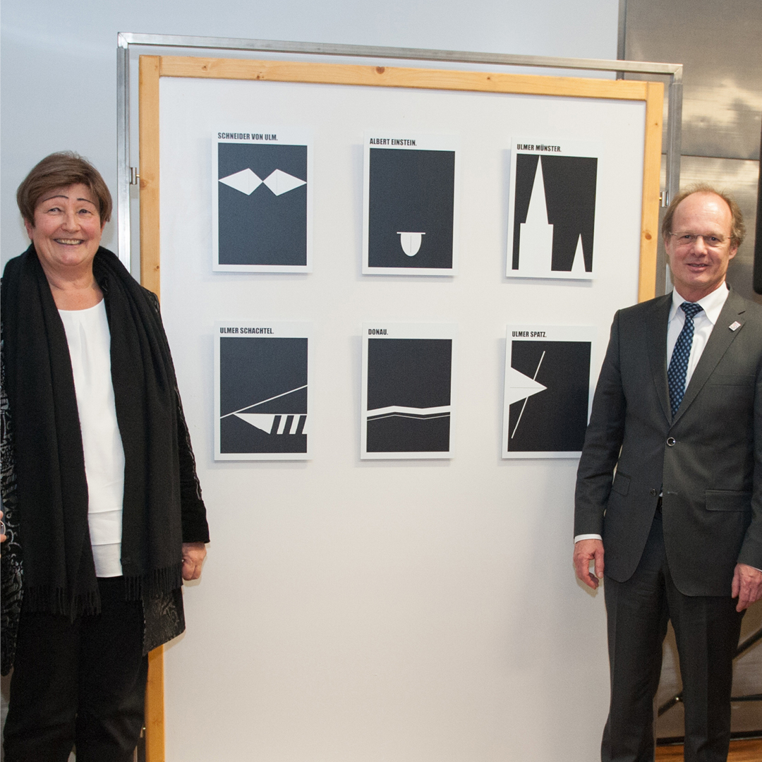 Julian Danner – Universität Kairo erhält Serie als Geschenk zum Jubiläum